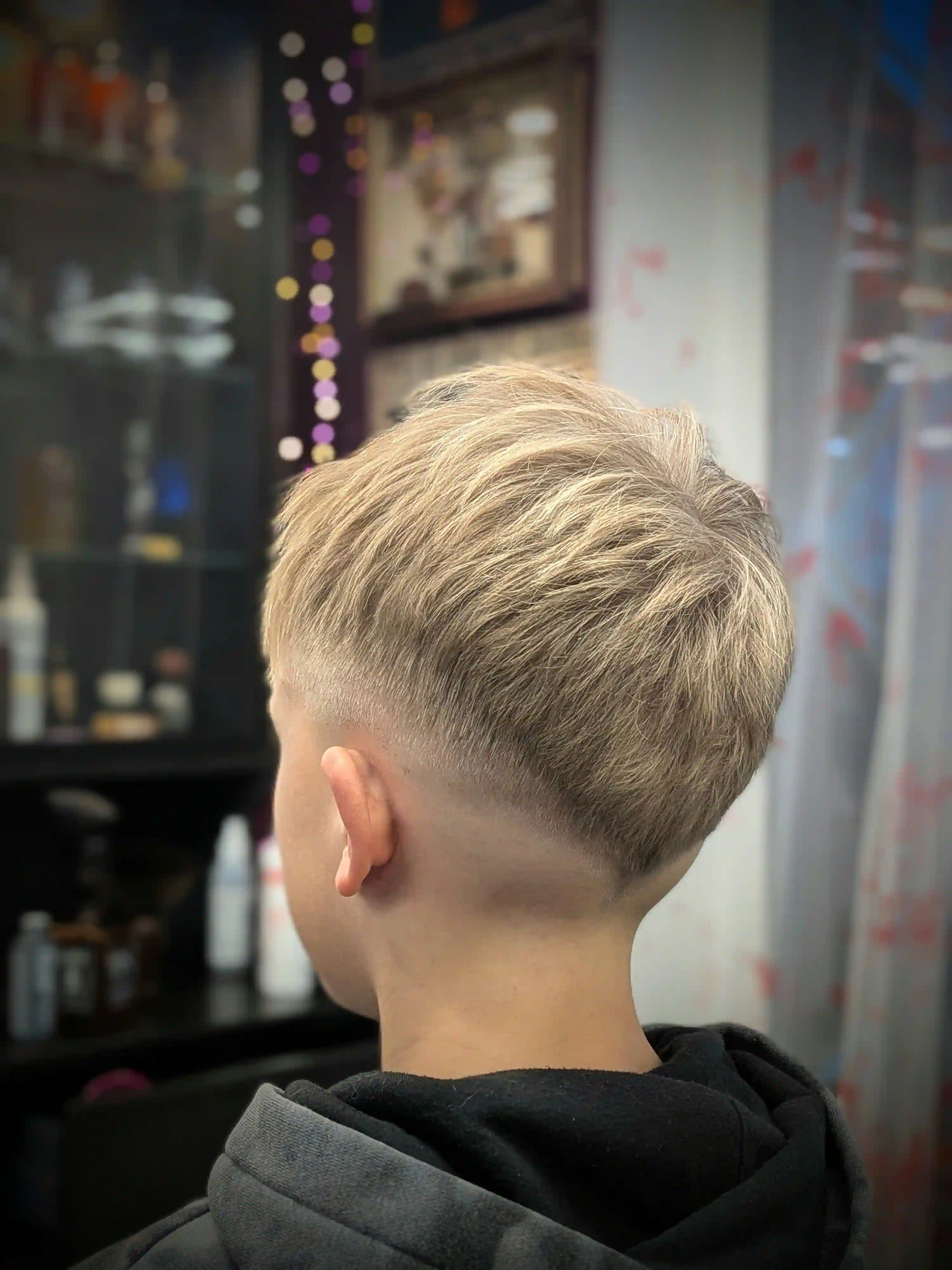 Haircut by Elis